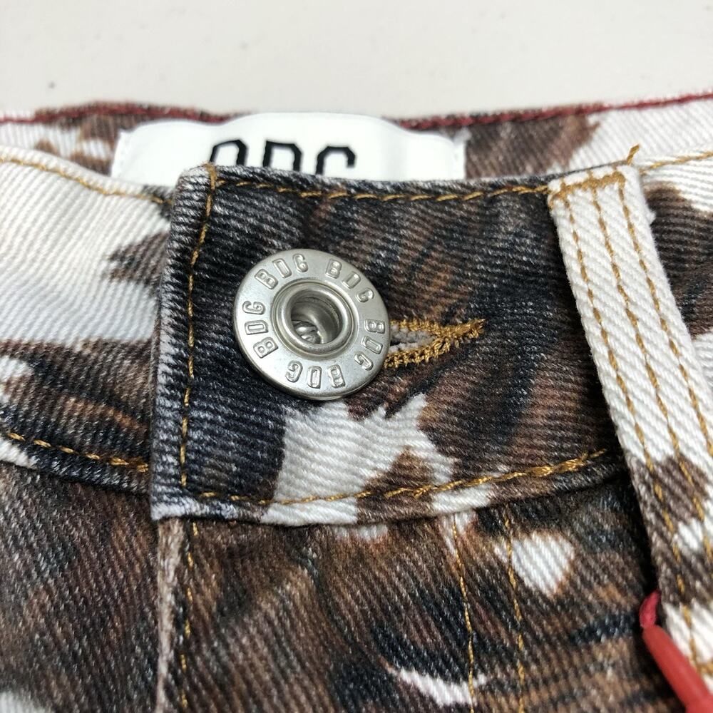 BDG Urban Outfitters Jaya Baggy Cow Print Wide Leg Jeans Low Rise Y2K 26x32 - Picture 7 of 14